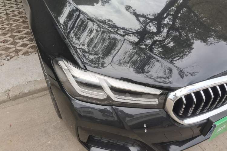 Used BMW 5 Series 2023 530Li Leading Model M Sport Package Right Front Headlight