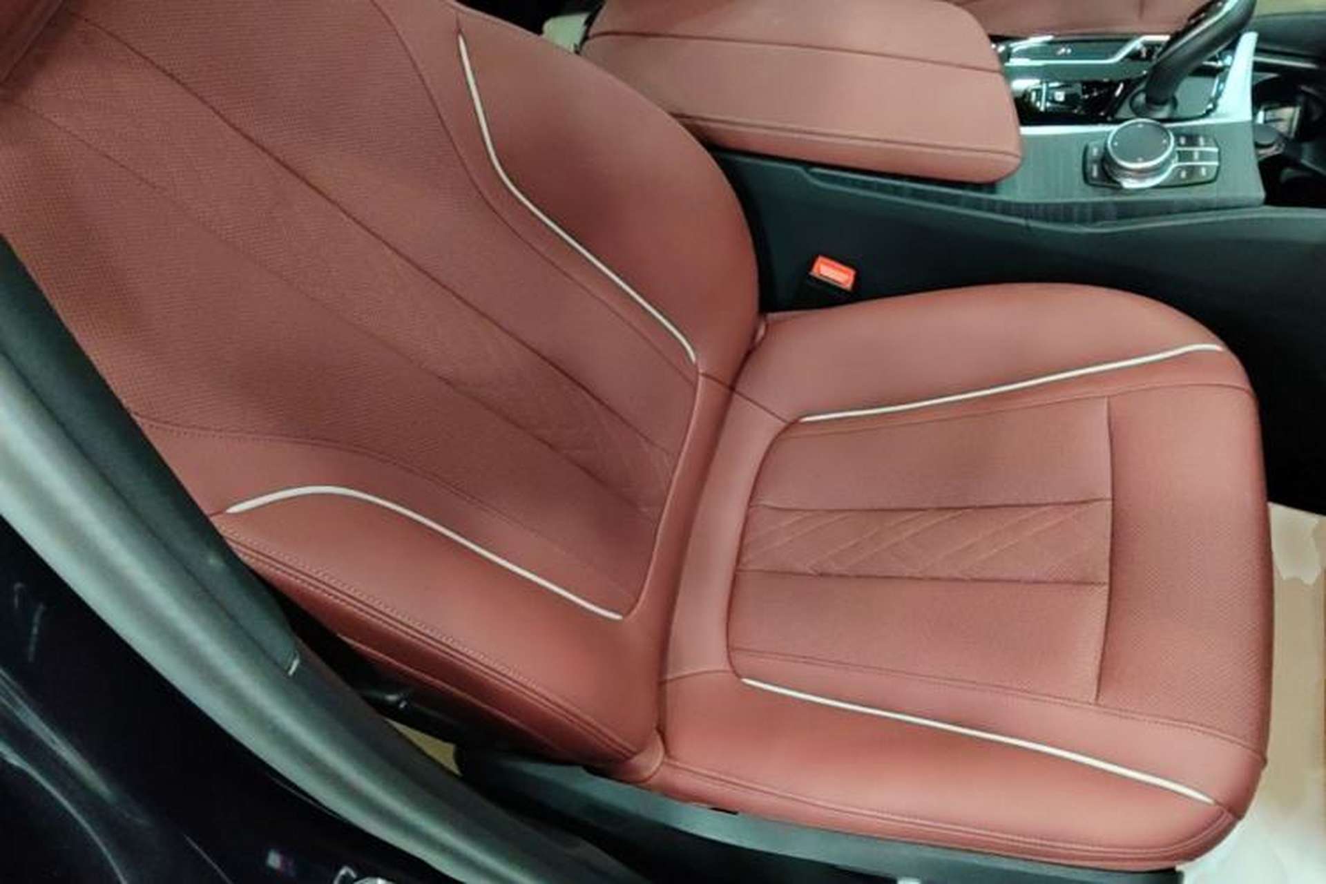 Used BMW 5 Series 2023 530Li Leading Model M Sport Package Right Front Seat