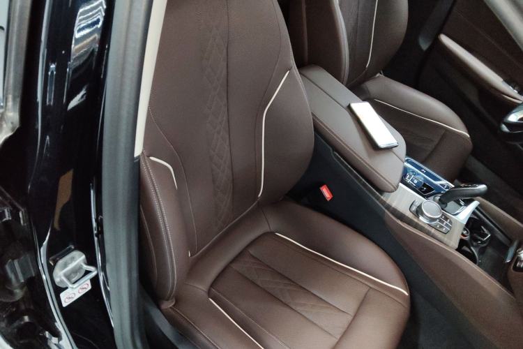 Used BMW 5 Series 2023 530Li Leading Edition Luxury Package Right Front Seat