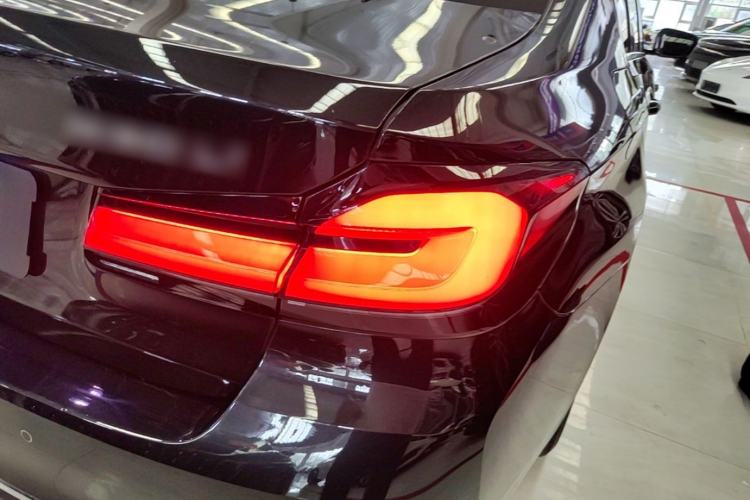 Used BMW 5 Series 2023 530Li xDrive Luxury Package Right Rear Taillight