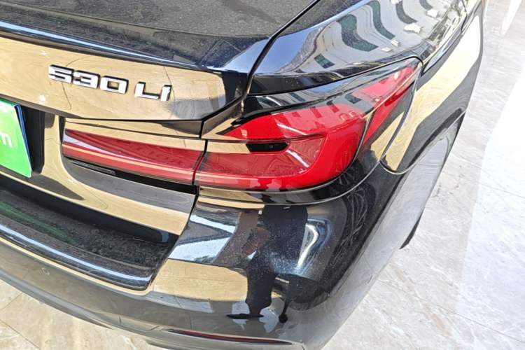 Used BMW 5 Series 2023 530Li Leading Model M Sport Package Right Rear Taillight