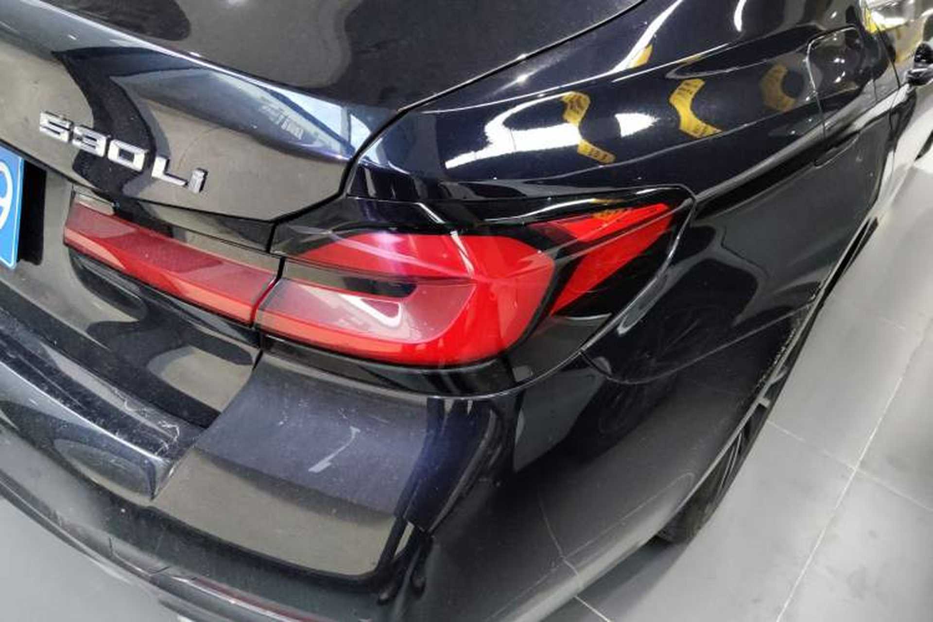 Used BMW 5 Series 2023 530Li Leading Model M Sport Package Right Rear Taillight