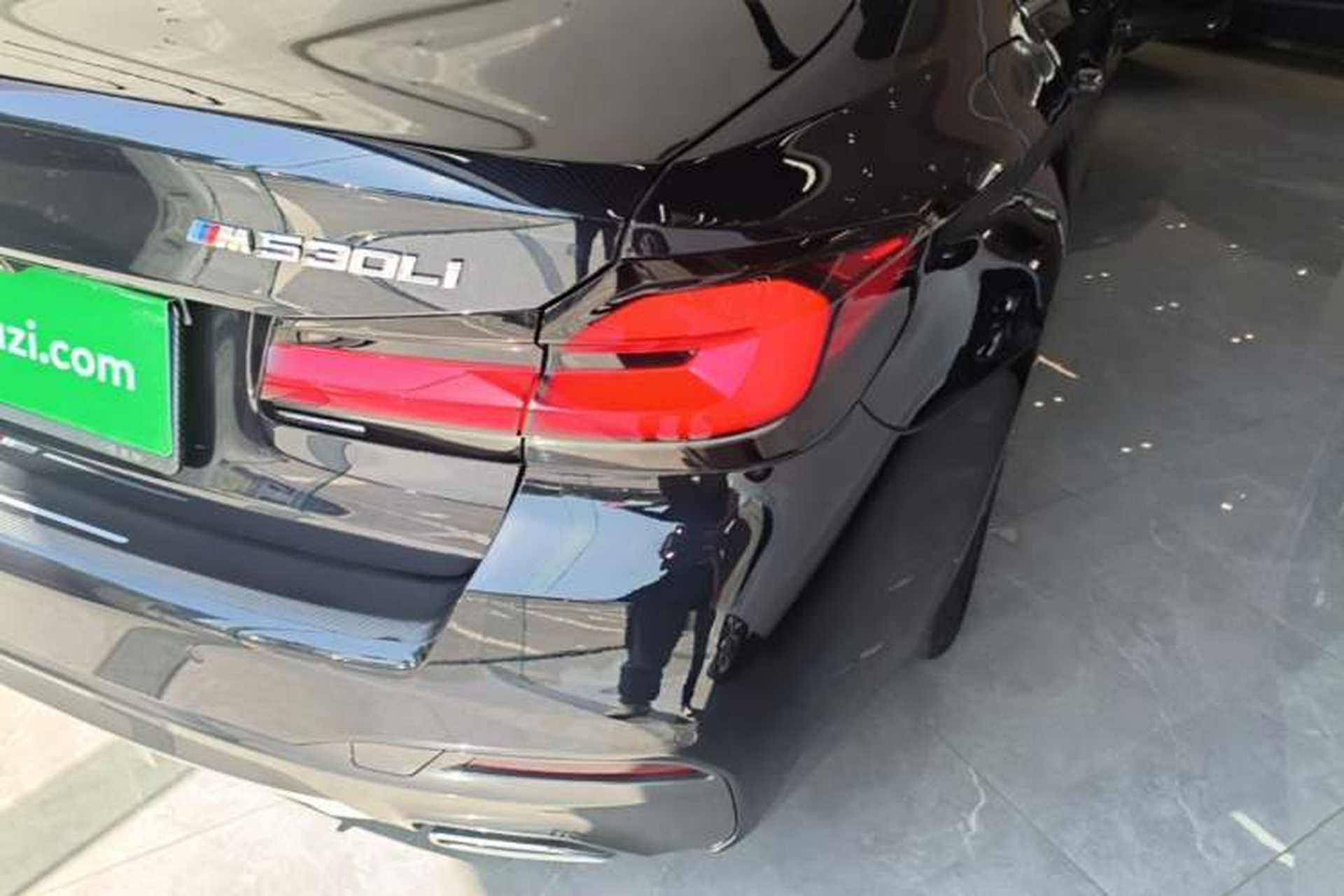 Used BMW 5 Series 2023 530Li Leading Model M Sport Package Right Rear Taillight