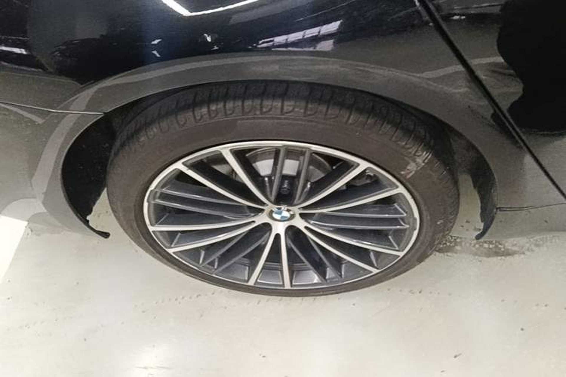 Used BMW 5 Series 2023 530Li Leading Model M Sport Package Right Rear Wheel Hub