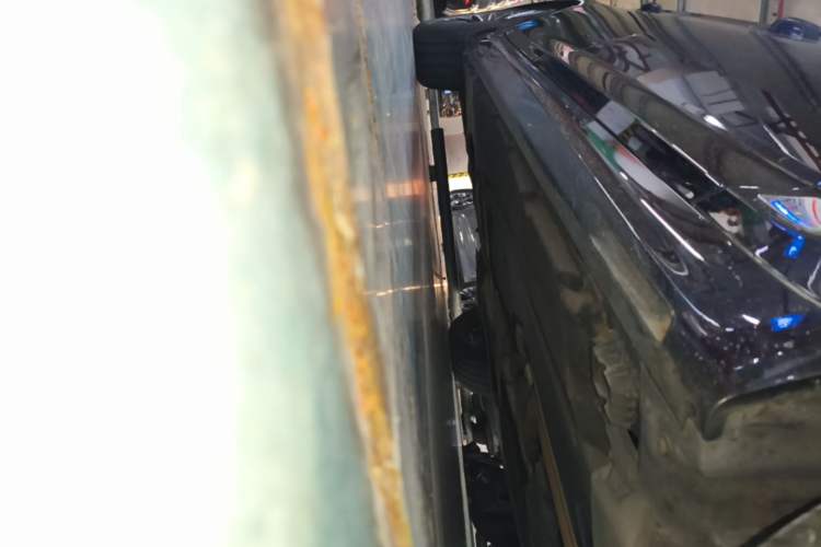 Used BMW 5 Series 2023 530Li Leading Model M Sport Package Right Side Sill
