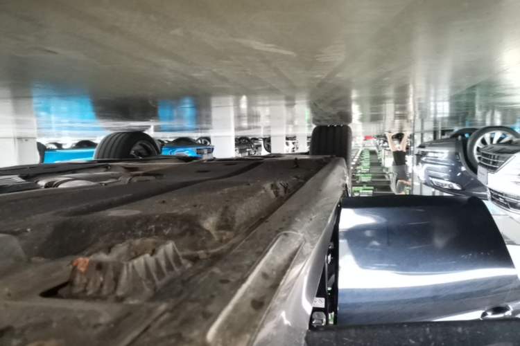 Used BMW 5 Series 2023 530Li Leading Model M Sport Package Right Side Sill