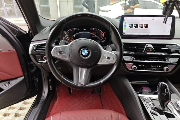 Used BMW 5 Series 2023 530Li Leading Model M Sport Package Steering Wheel