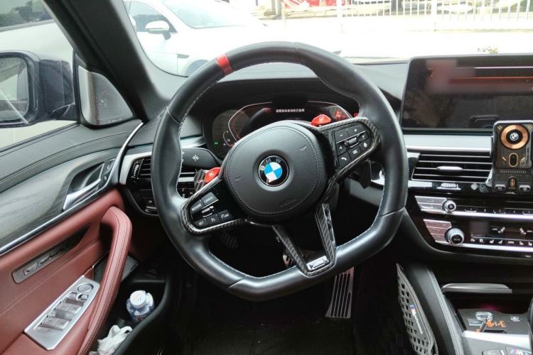 Used BMW 5 Series 2023 530Li Luxury Edition M Sport Package Steering Wheel