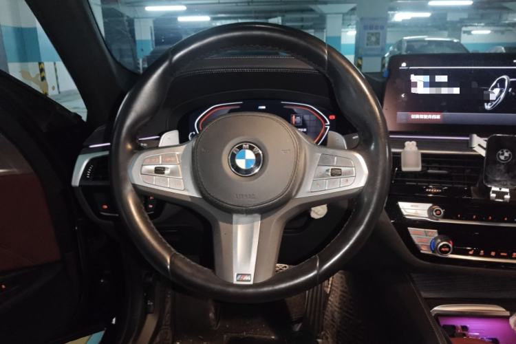 Used BMW 5 Series 2023 530Li Leading Model M Sport Package Steering Wheel