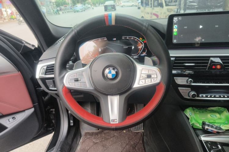Used BMW 5 Series 2023 530Li Luxury Edition M Sport Package Steering Wheel