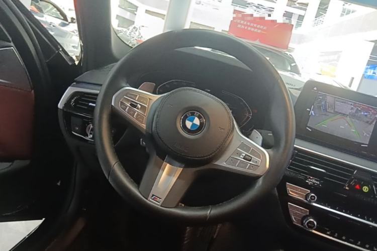 Used BMW 5 Series 2023 530Li Leading Model M Sport Package Steering Wheel