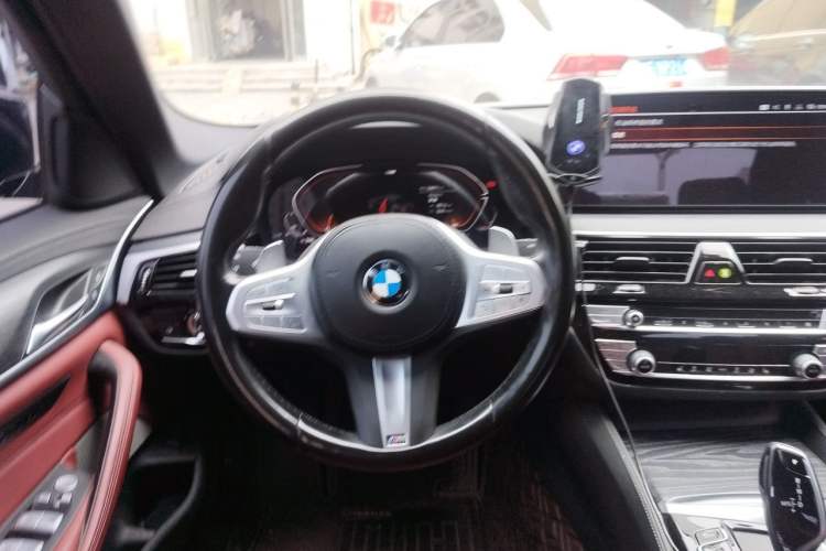 Used BMW 5 Series 2023 530Li Leading Model M Sport Package Steering Wheel