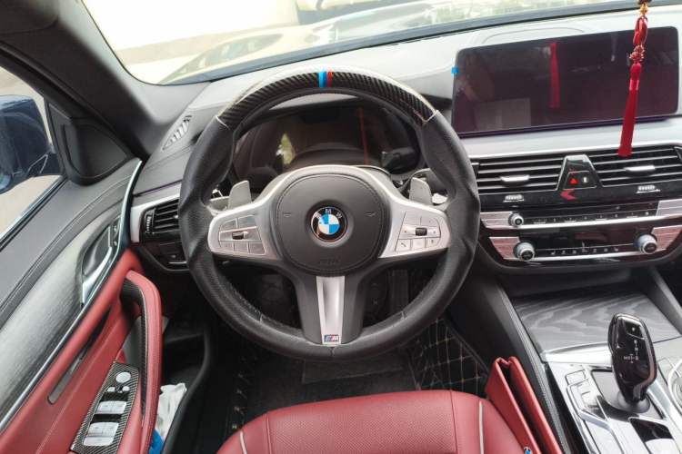 Used BMW 5 Series 2023 Restyled 530Li Leading Edition M Sport Package Steering Wheel