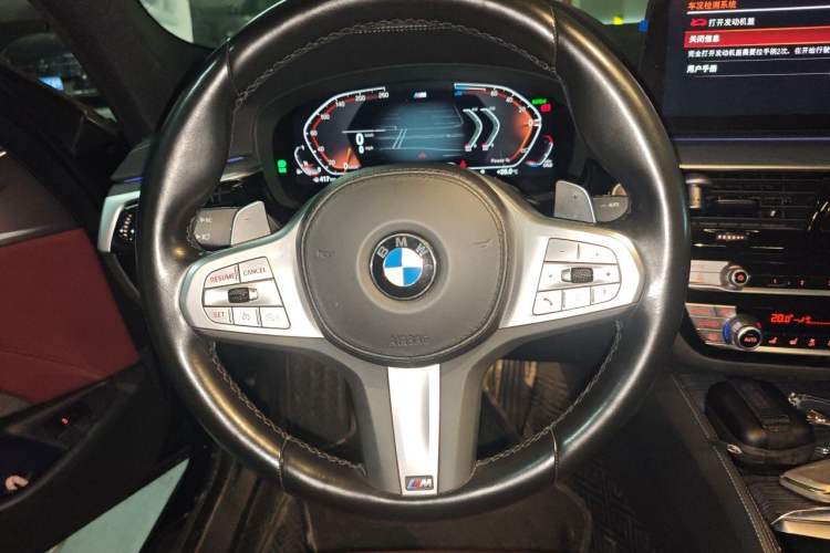 Used BMW 5 Series 2023 530Li Leading Model M Sport Package Steering Wheel