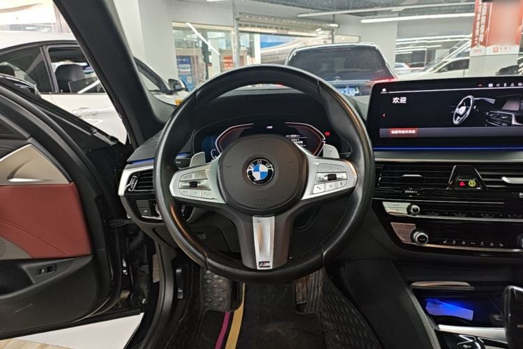 Used BMW 5 Series 2023 530Li Leading Model M Sport Package Steering Wheel