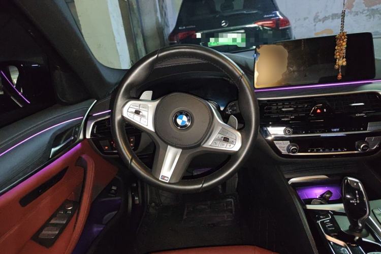Used BMW 5 Series 2023 530Li Leading Model M Sport Package Steering Wheel