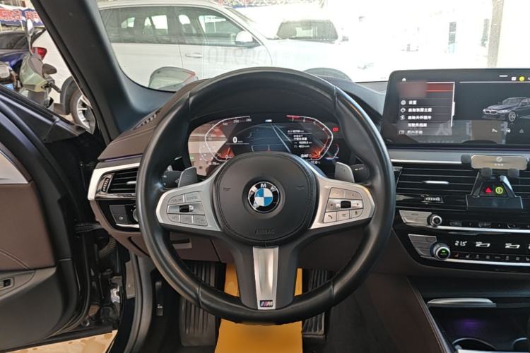 Used BMW 5 Series 2023 530Li Leading Model M Sport Package Steering Wheel