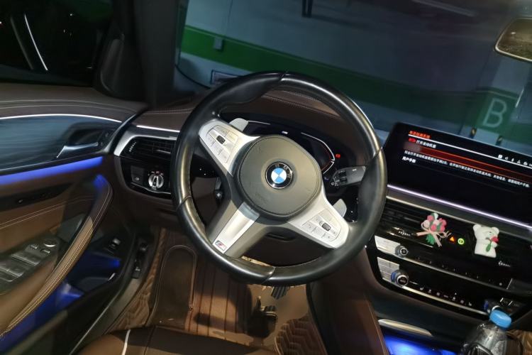 Used BMW 5 Series 2023 Restyled 530Li Leading Edition M Sport Package Steering Wheel
