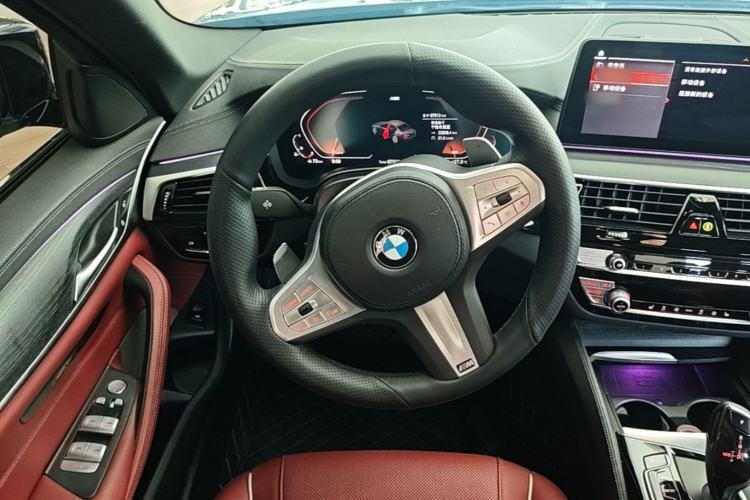 Used BMW 5 Series 2023 530Li Leading Model M Sport Package Steering Wheel