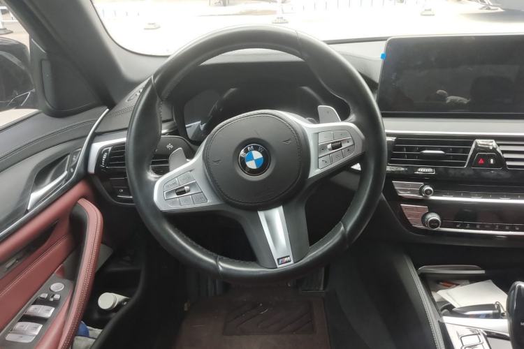 Used BMW 5 Series 2023 530Li Leading Model M Sport Package Steering Wheel