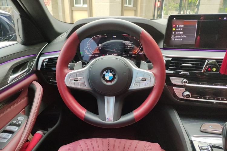 Used BMW 5 Series 2023 530Li Leading Model M Sport Package Steering Wheel
