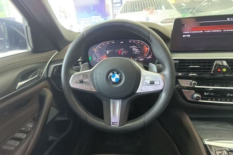 Used BMW 5 Series 2023 530Li Leading Model M Sport Package Steering Wheel