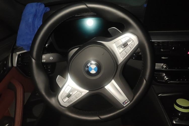 Used BMW 5 Series 2023 530Li Leading Model M Sport Package Steering Wheel