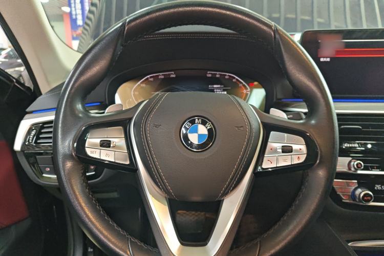 Used BMW 5 Series 2023 530Li Leading Edition Luxury Package Steering Wheel