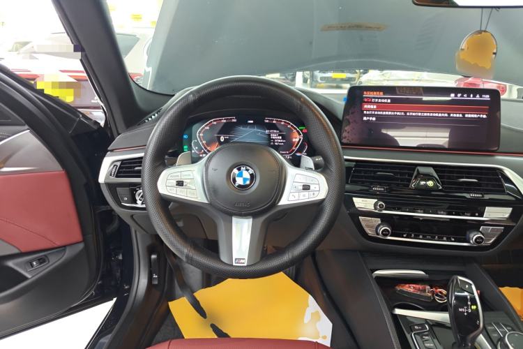 Used BMW 5 Series 2023 530Li Leading Model M Sport Package Steering Wheel