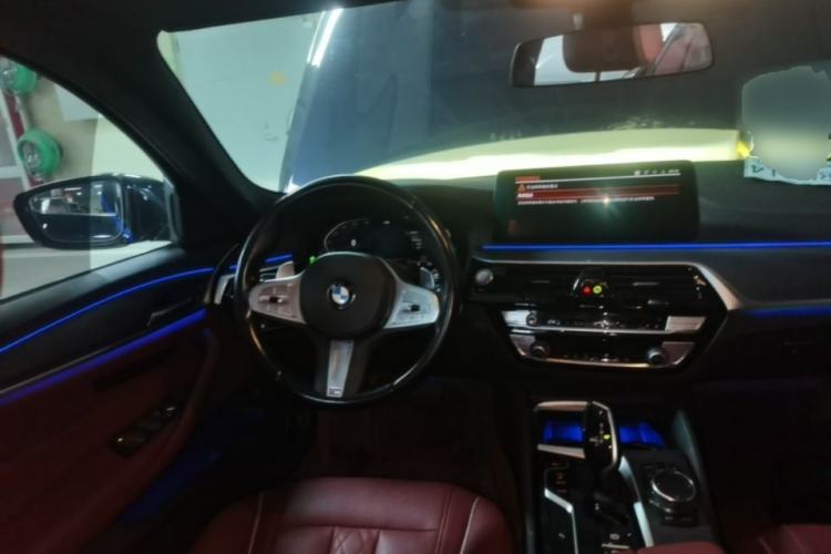 Used BMW 5 Series 2023 530Li Leading Model M Sport Package Steering Wheel