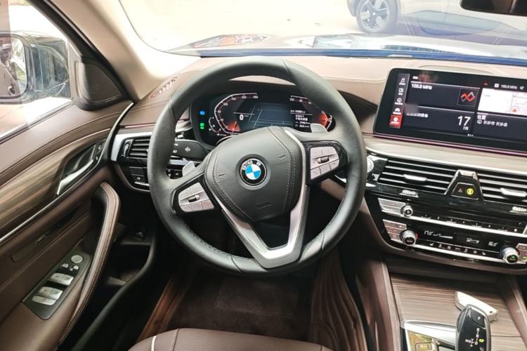 Used BMW 5 Series 2023 530Li Leading Edition Luxury Package Steering Wheel