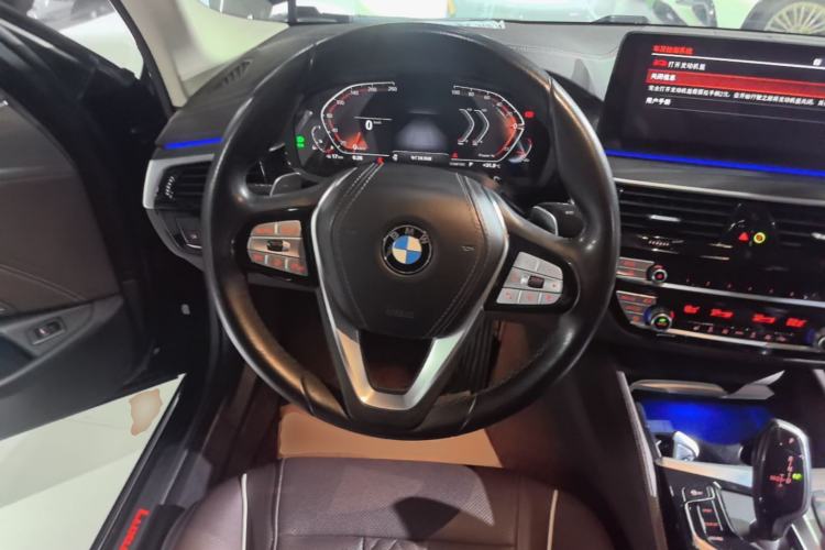 Used BMW 5 Series 2023 530Li Leading Edition Luxury Package Steering Wheel