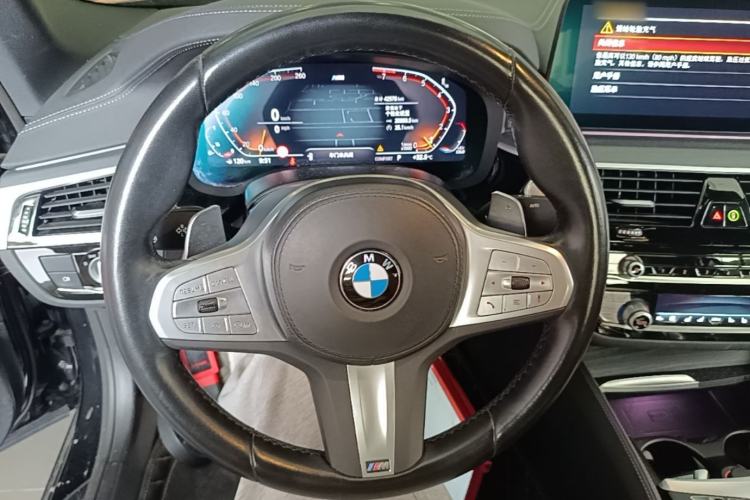 Used BMW 5 Series 2023 530Li Luxury Edition M Sport Package Steering Wheel