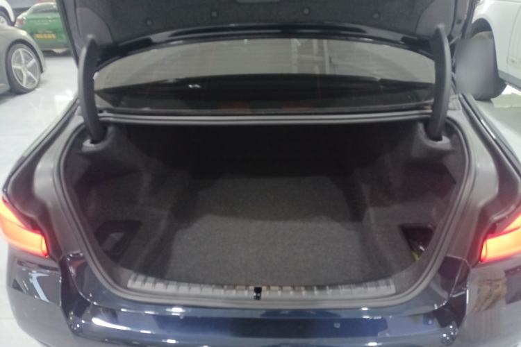 Used BMW 5 Series 2023 530Li Leading Model M Sport Package Trunk