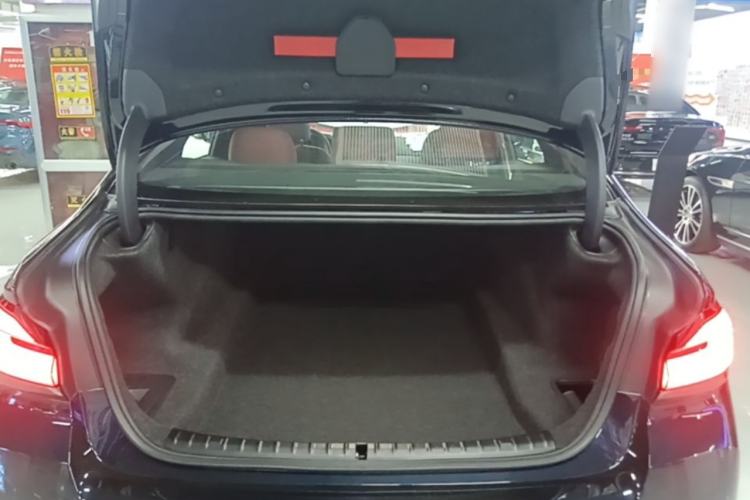 Used BMW 5 Series 2023 530Li Leading Model M Sport Package Trunk
