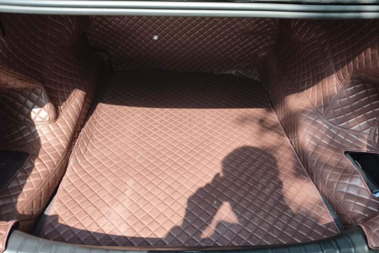 Used BMW 5 Series 2023 530Li Leading Edition Luxury Package Trunk