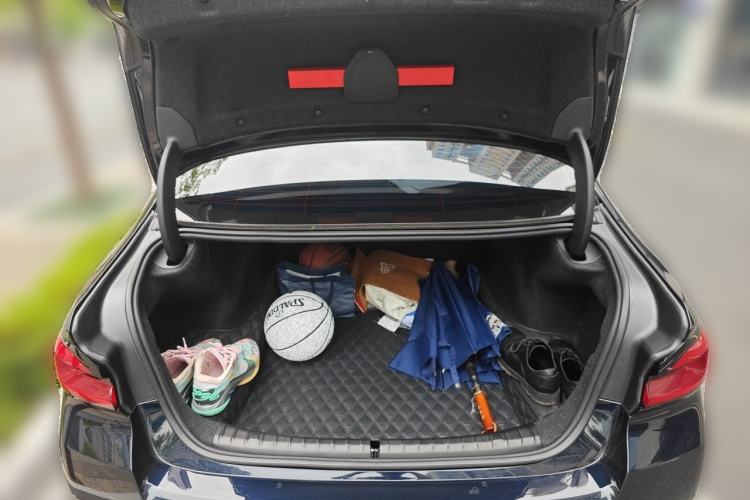 Used BMW 5 Series 2023 530Li Luxury Edition M Sport Package Trunk