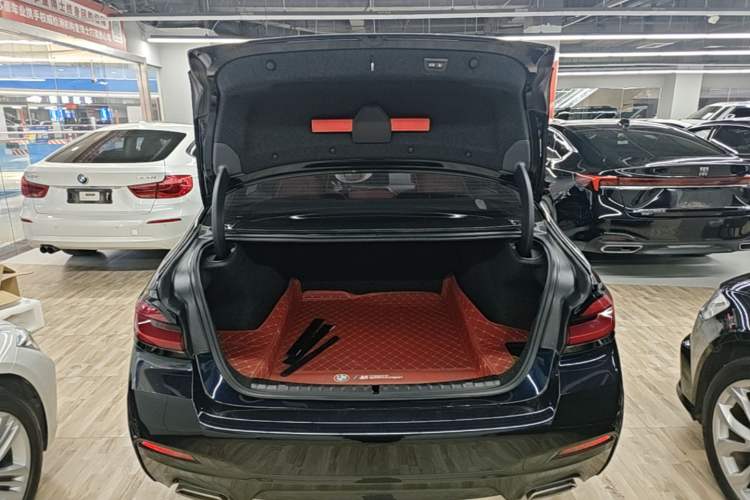 Used BMW 5 Series 2023 530Li Leading Model M Sport Package Trunk