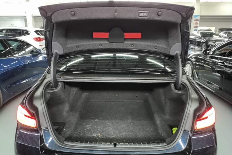 Used BMW 5 Series 2023 530Li Leading Model M Sport Package Trunk