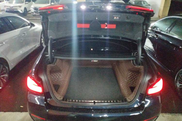 Used BMW 5 Series 2023 530Li Leading Model M Sport Package Trunk