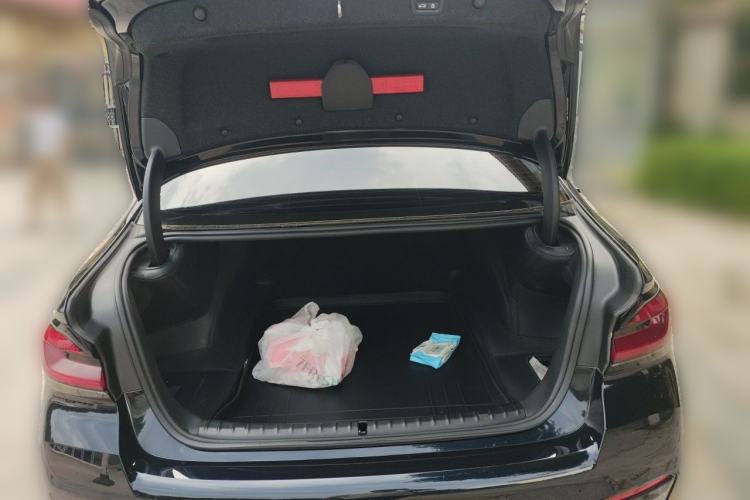 Used BMW 5 Series 2023 530Li Leading Model M Sport Package Trunk