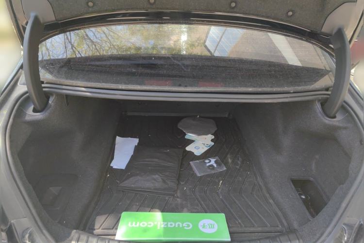 Used BMW 5 Series 2023 Restyled 530Li Leading Edition M Sport Package Trunk