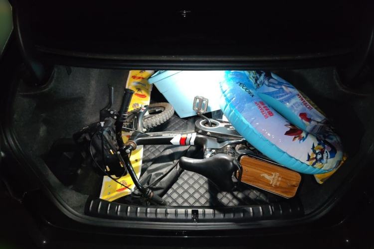 Used BMW 5 Series 2023 530Li Leading Model M Sport Package Trunk
