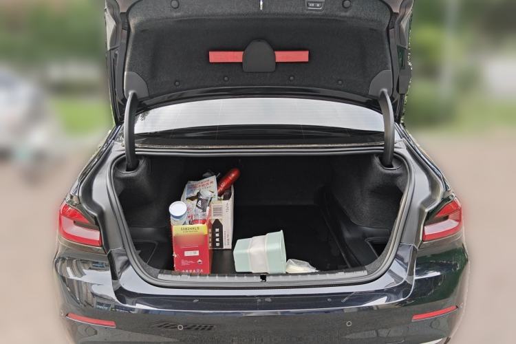 Used BMW 5 Series 2023 530Li Luxury Edition Premium Package Trunk