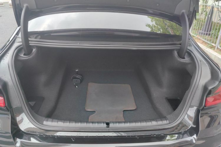 Used BMW 5 Series 2023 530Li Luxury Edition M Sport Package Trunk