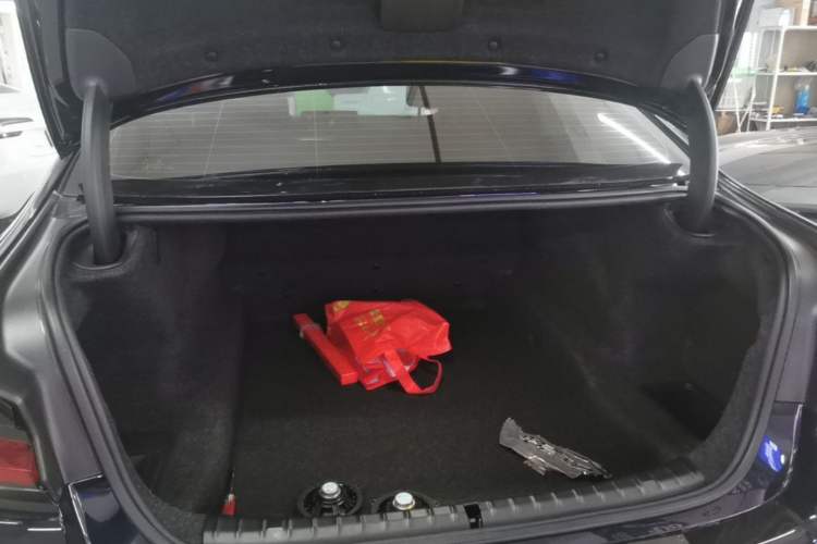 Used BMW 5 Series 2023 530Li Leading Model M Sport Package Trunk
