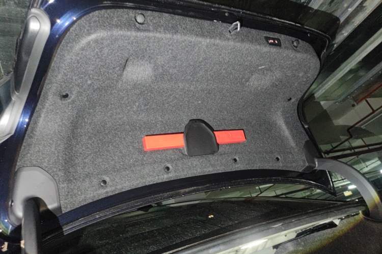 Used BMW 5 Series 2023 530Li Leading Model M Sport Package Trunk