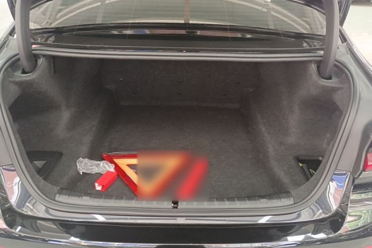 Used BMW 5 Series 2023 530Li Leading Edition Luxury Package Trunk