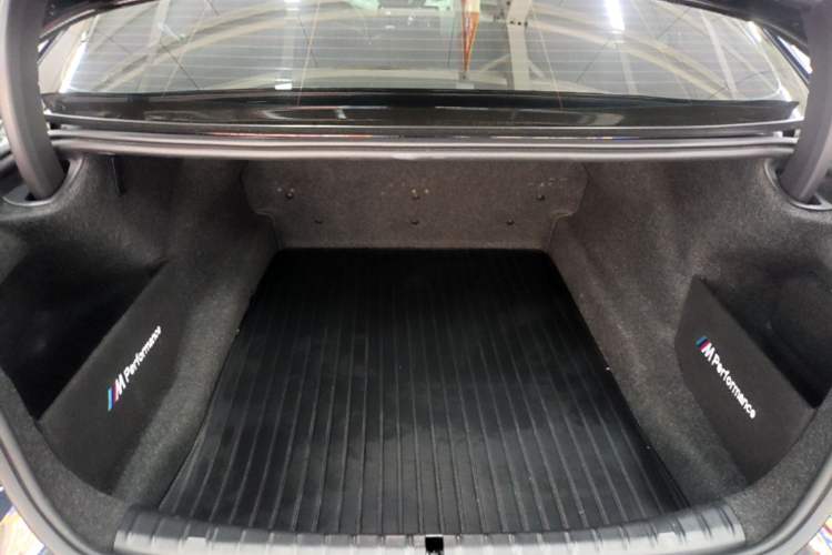 Used BMW 5 Series 2023 530Li Leading Model M Sport Package Trunk