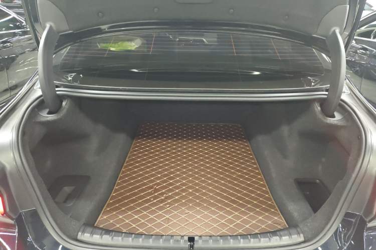Used BMW 5 Series 2023 530Li Leading Model M Sport Package Trunk